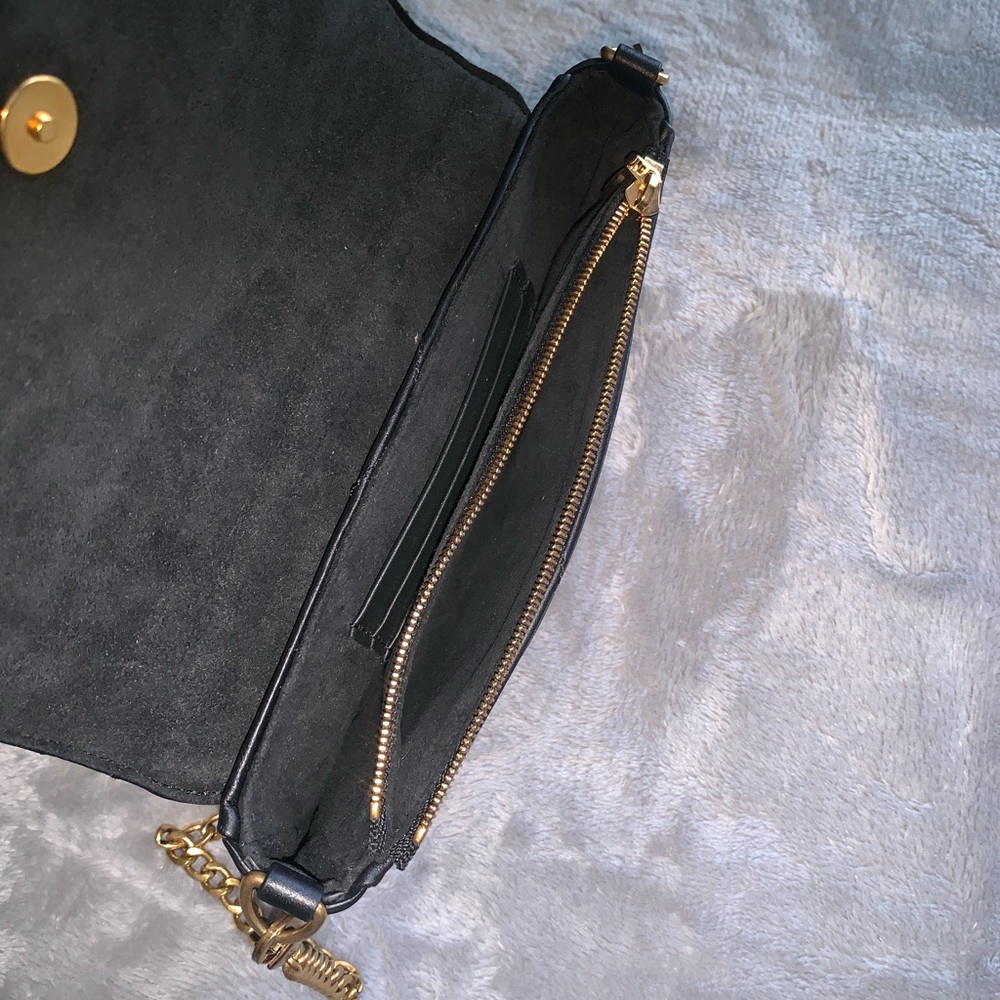 Louis Vuitton Crossbody bag